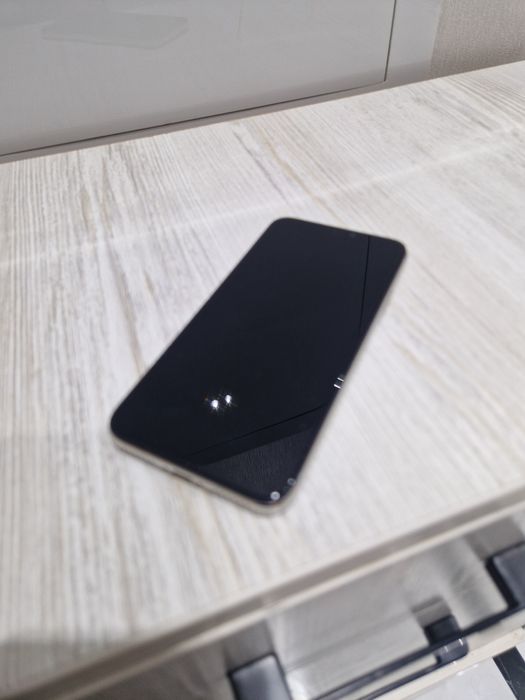 Iphone x   256 g. sotiladi