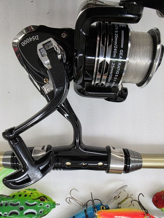 Телескопична спининг въдица 180см с макара, аксесоари и чанта