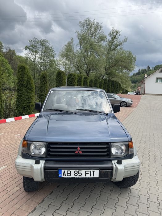 Vând Mitsubishi Pajero / 2.5 diesel / 1994