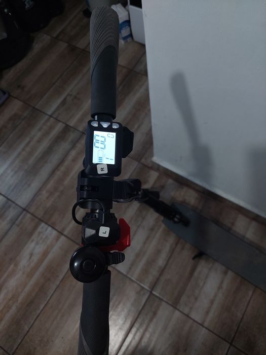 Tro tinete bune 24v si 36v si 1 cu bateria moarta