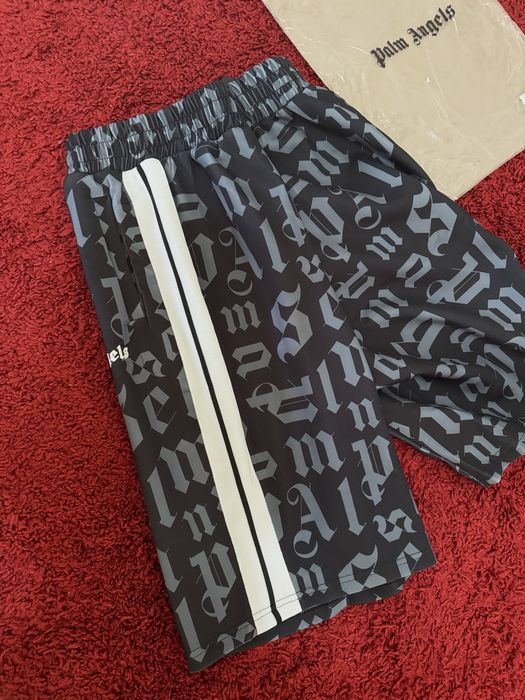 Pantaloni scurti Palm Angels cu print NOI (L)