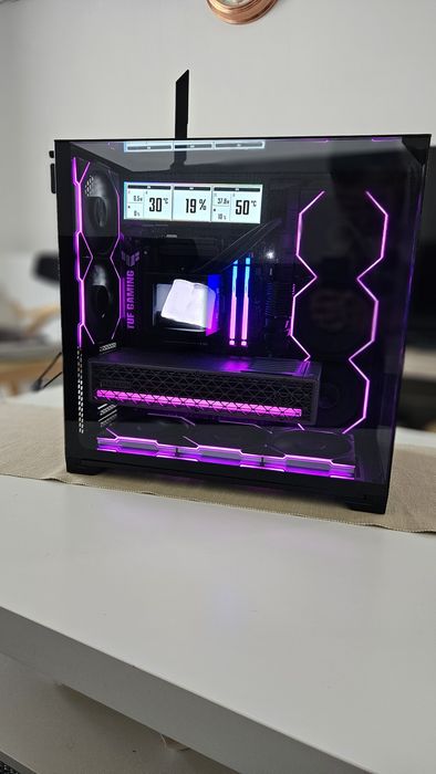 Pc Gaming Amd 9800 x3D 32GB DDR5 2T SSD m2 9070 XT Nitro Lian Li
