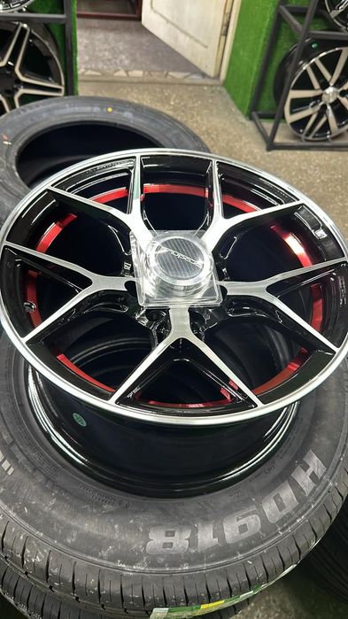 Срочно продам титанки R 15 универсальные