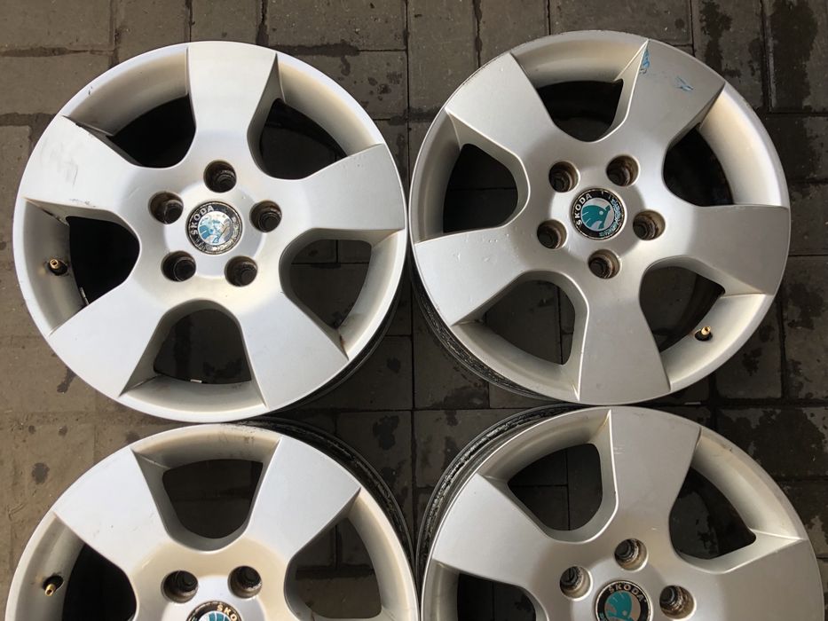 Диски на Шкоду R15