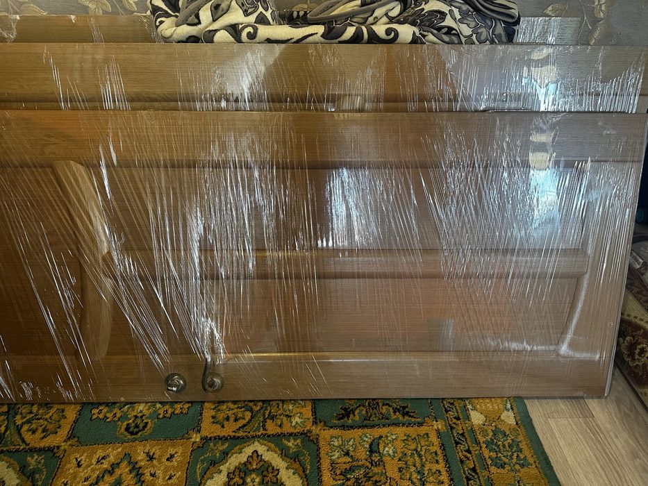 Двери деревянные