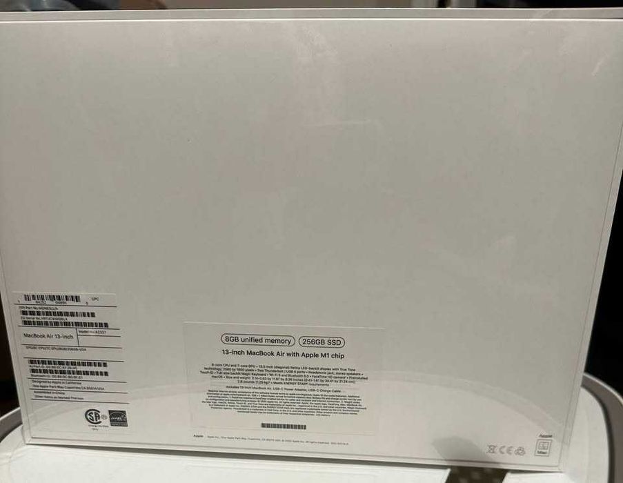 Apple MacBook Air 13-inch  Новый не открытый  из Америки Apple-store