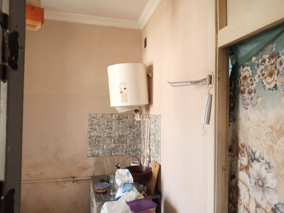 Продается квартира двух комнатная.