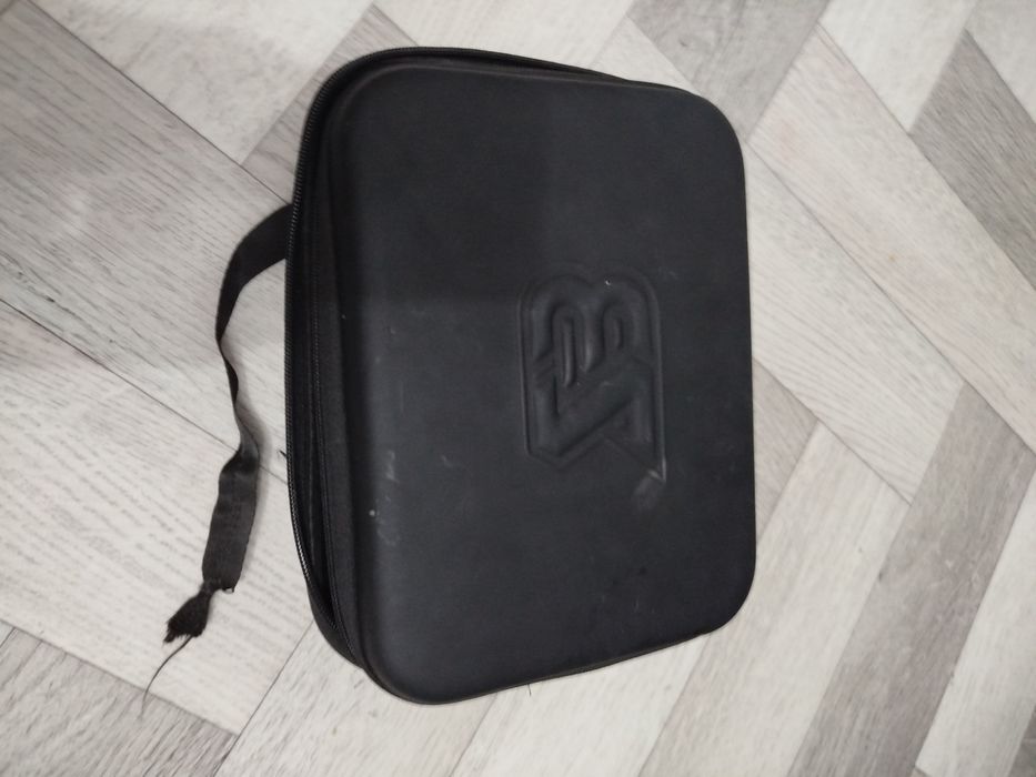 Блей Блейды много