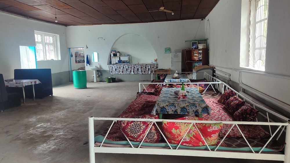 Срочно сотилади ишлаб турган жой 6 сутиг 300,000 у,е келишамиз