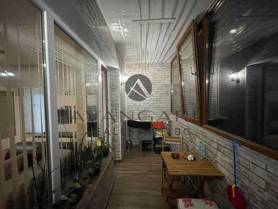 Продава се Тристаен апартамент в Пловдив, Тракия - 92 кв.м за 1275 €/кв.м - Снимка #4