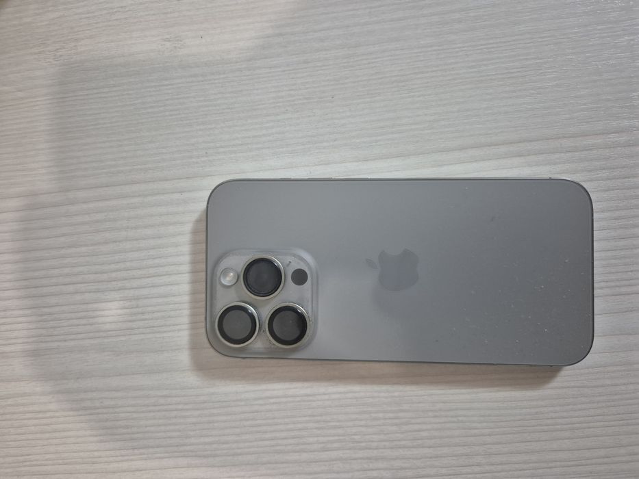 IPhone 15 pro 128gb