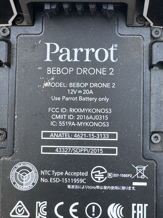 Drone parrot si dj