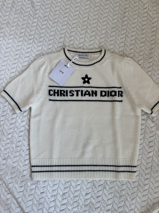 Дамски пуловер нов