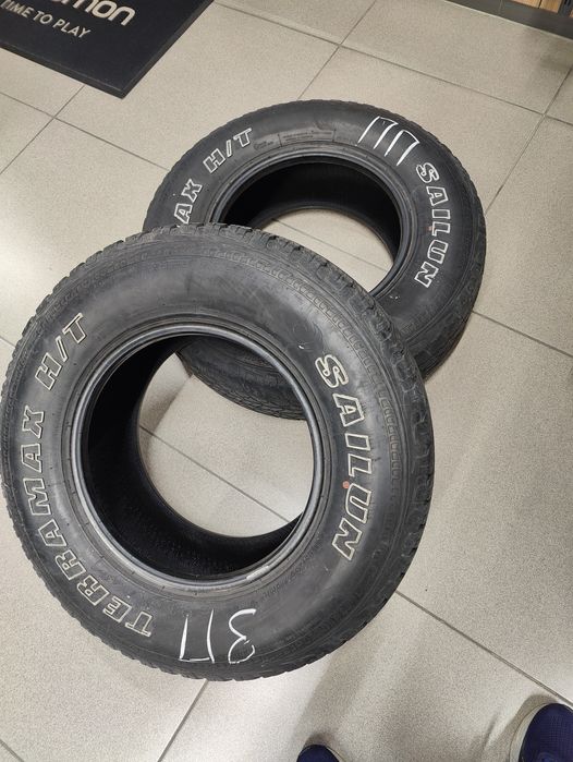 Продам шины 235/75 r15