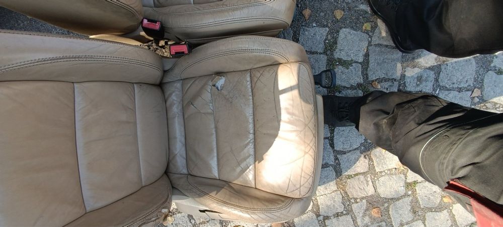 Кожен Салон VW TOURAN