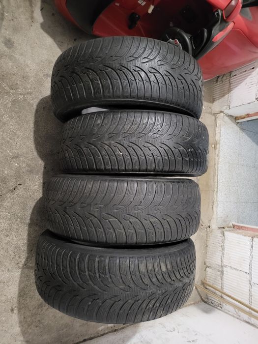 Anvelope iarna  215 60 16