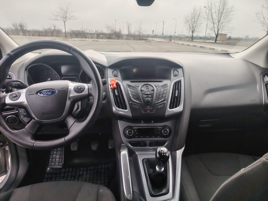 Ford Focus 1.6 Benzina