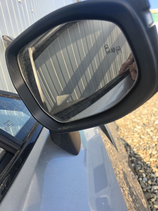 Oglinda toyota chr II 2024 impecabila
