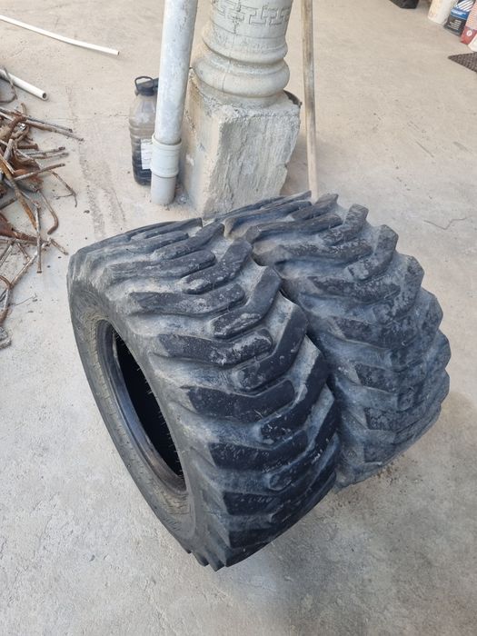 Мини Экскаватор балони б/у Хундай Доссан Волво