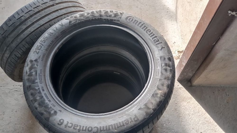 Продам летние шины Размер 215/55/17