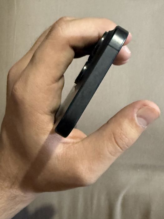 продам iphone 15 pro