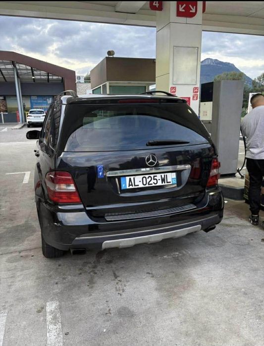 Mercedes-Benz ML 280 - Automatic - -190 Cp

- Stare tehnica si optica ireprosabila
- 3.0 Diesel - Euro 4 - Automatic;
- 4x4 constant
- Climatr