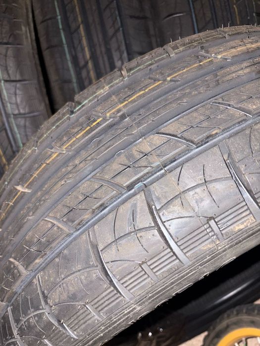 Продам летние шины комплект