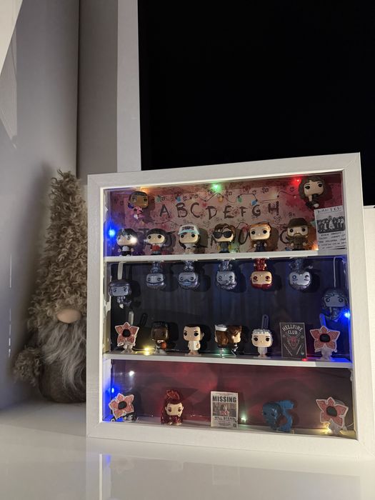 Colectie completa Stranger Things Kinder