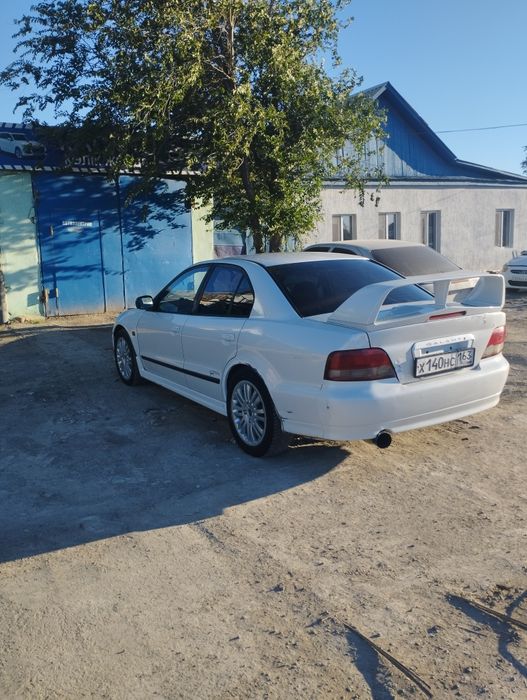 Митсубиси Галант