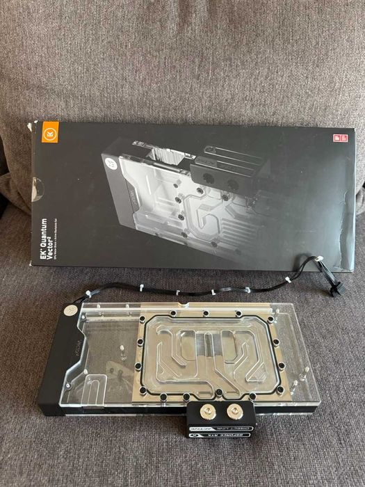Watercooling GPU EK Vector2 Trio RTX 4090 ABP pentru MSI Trio/Suprim