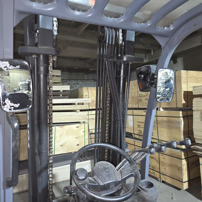 Продам вилочный погрузчик