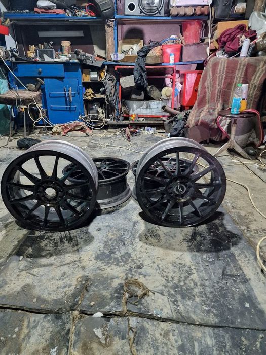 Продам диск на тайота эстима камри