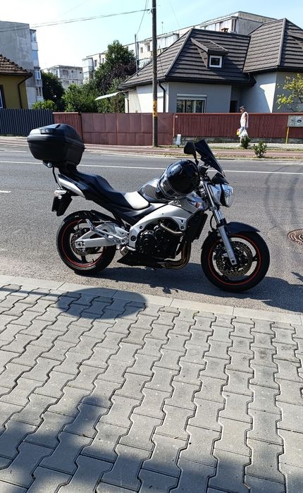SUZUKI GSR600 an 2007