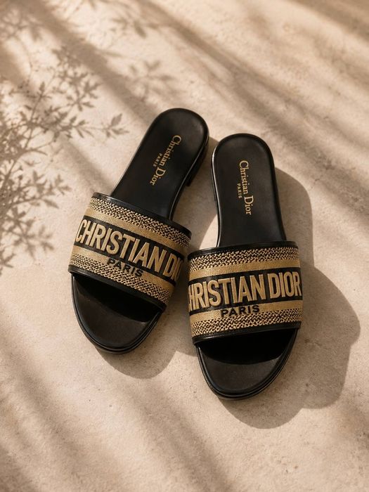 Adidasi unisex si seturi dama