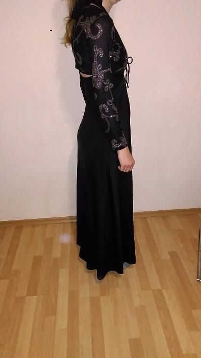 Официална или Бална рокля