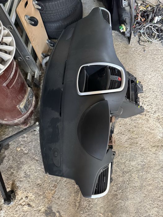 Табло за Peugeot 207