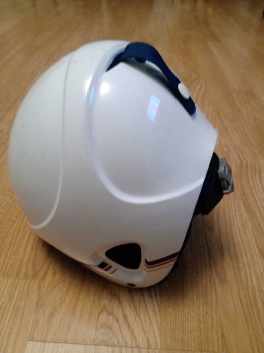 Детска каска за ски