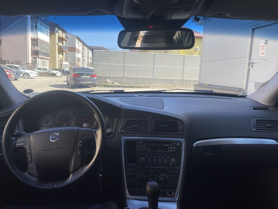 2005 Volvo V70 D5 , 185 cp, 6 viteze manual, stare Buna !