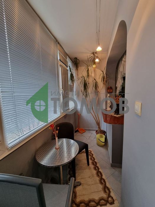 Продава се Многостаен апартамент в Шумен, Център - 110 кв.м за 1132 €/кв.м - Снимка #6