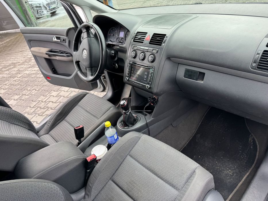 VOLKSWAGEN Touran 2004 — imagine 2