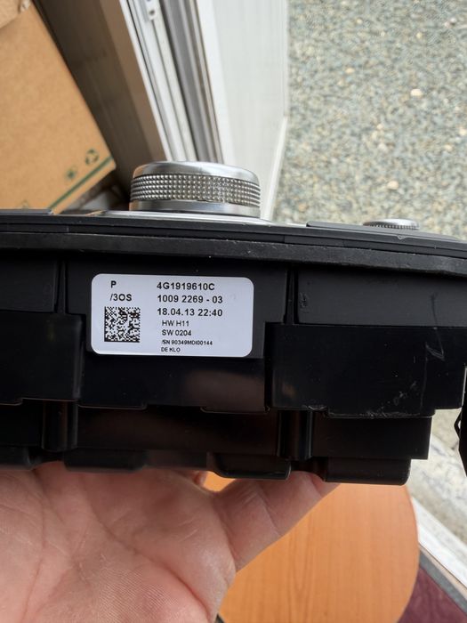 Consola  radio audi a6 c7