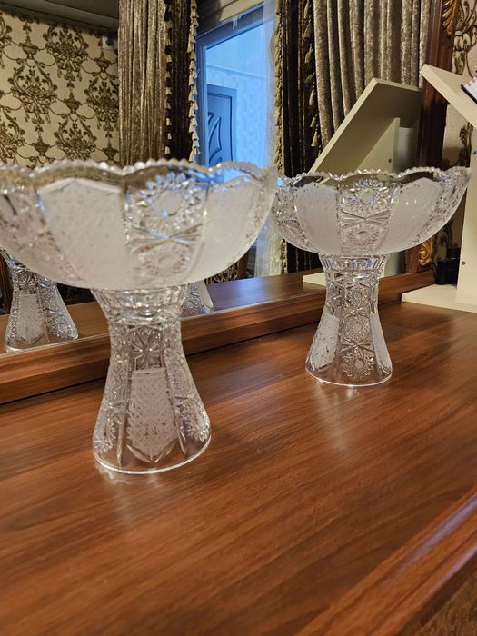 Xrustalni vaza olma soladigan