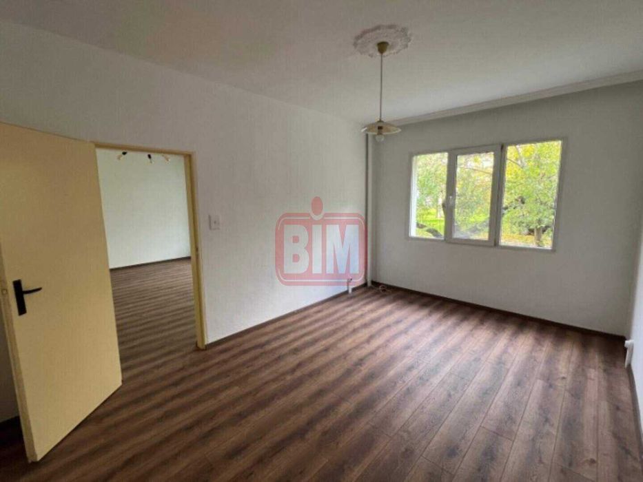 Продава се Тристаен апартамент в Пловдив, Център - 87 кв.м за 991 €/кв.м - Снимка #11