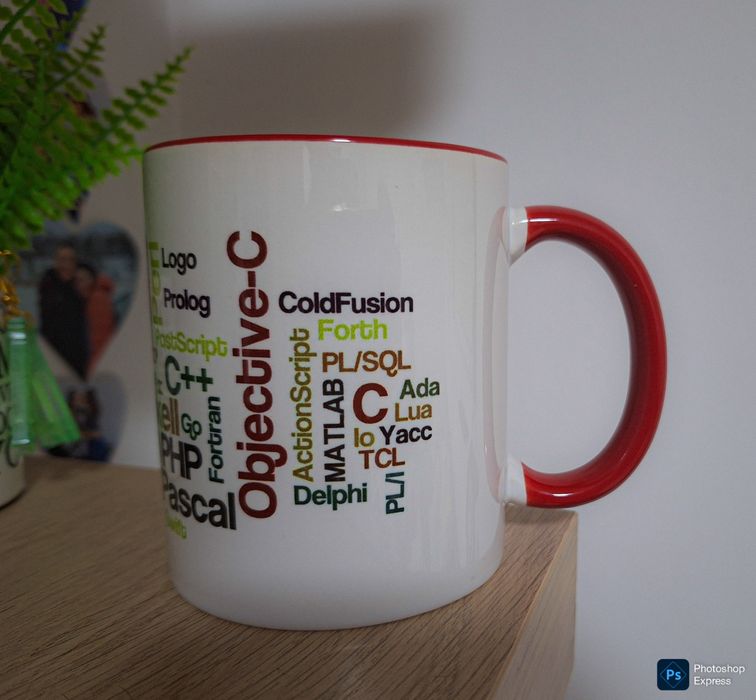 Чисто нова керамична чаша за кафе/чай за програмист/ка