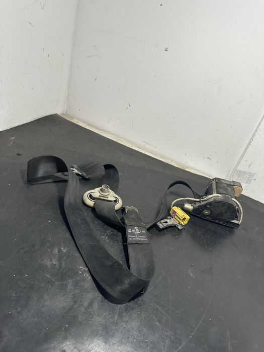 Centura siguranta dreapta fata volkswagen Vw T5 Transporter