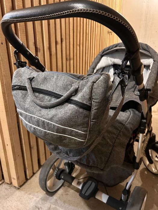 Vand carucior 3in1 landou scoica si scaun auto