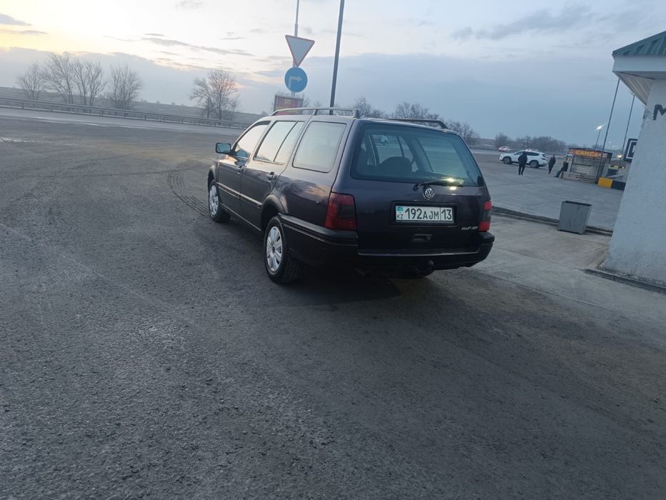 Голф 1994 срочна сатылады