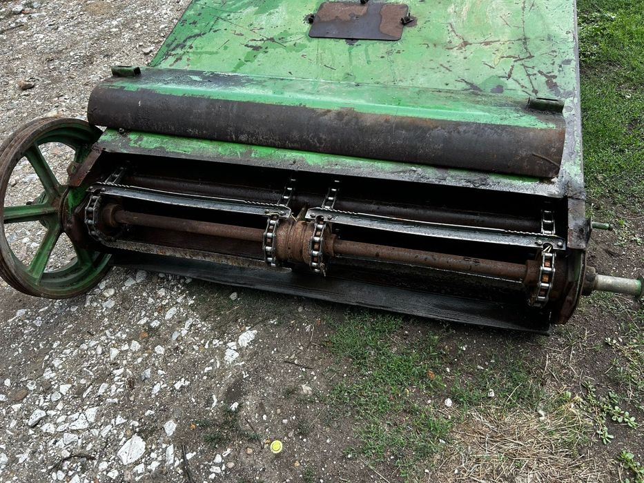 Dezmembrez/vând gat, site, ciclon golire John Deere 1188