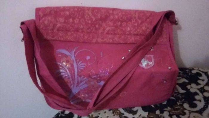 Продам школьную сумку