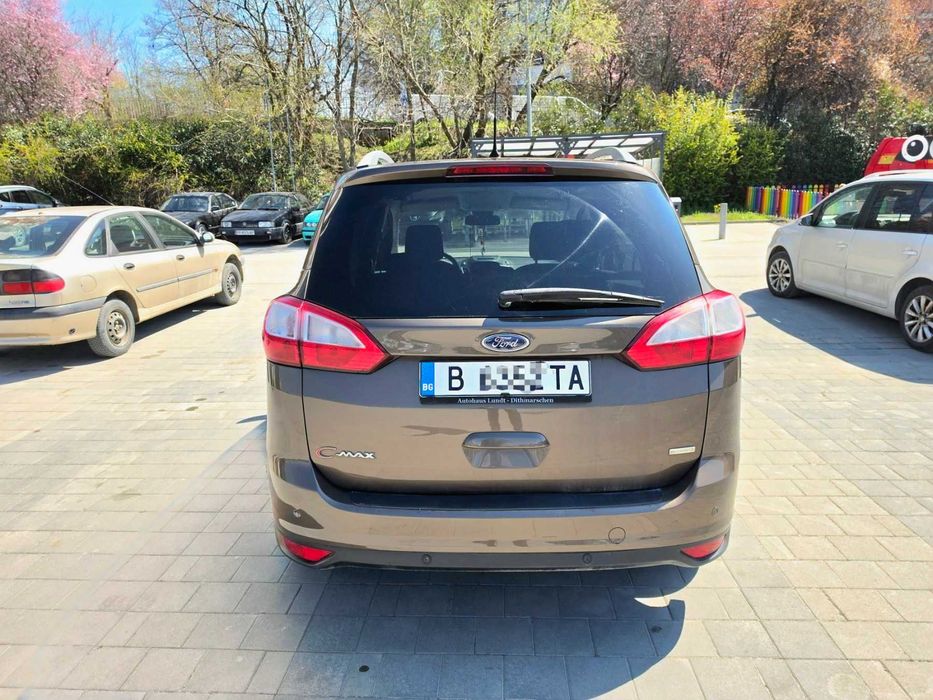 Продавам Ford C-Max 1. 0 EcoBoost Titanium